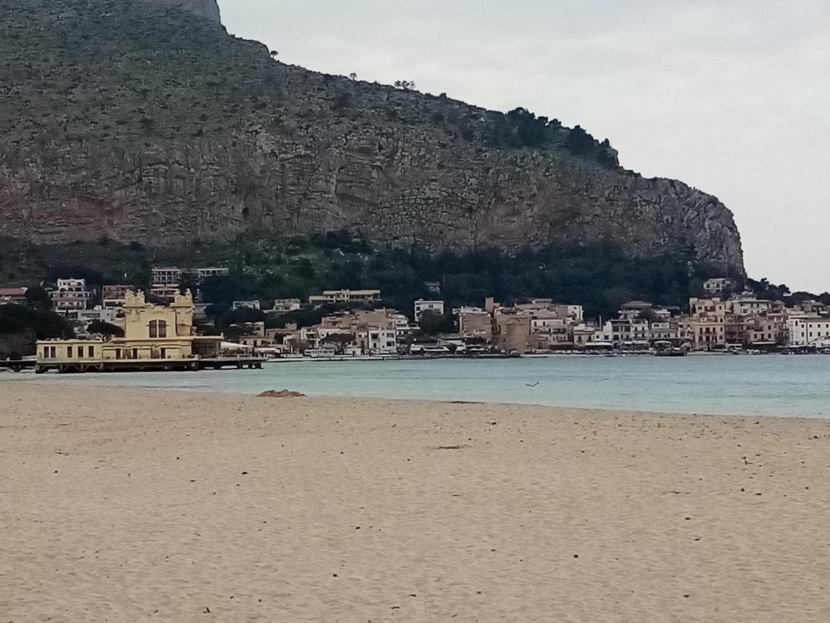 Casa Rosamarina Apartment Mondello Bagian luar foto
