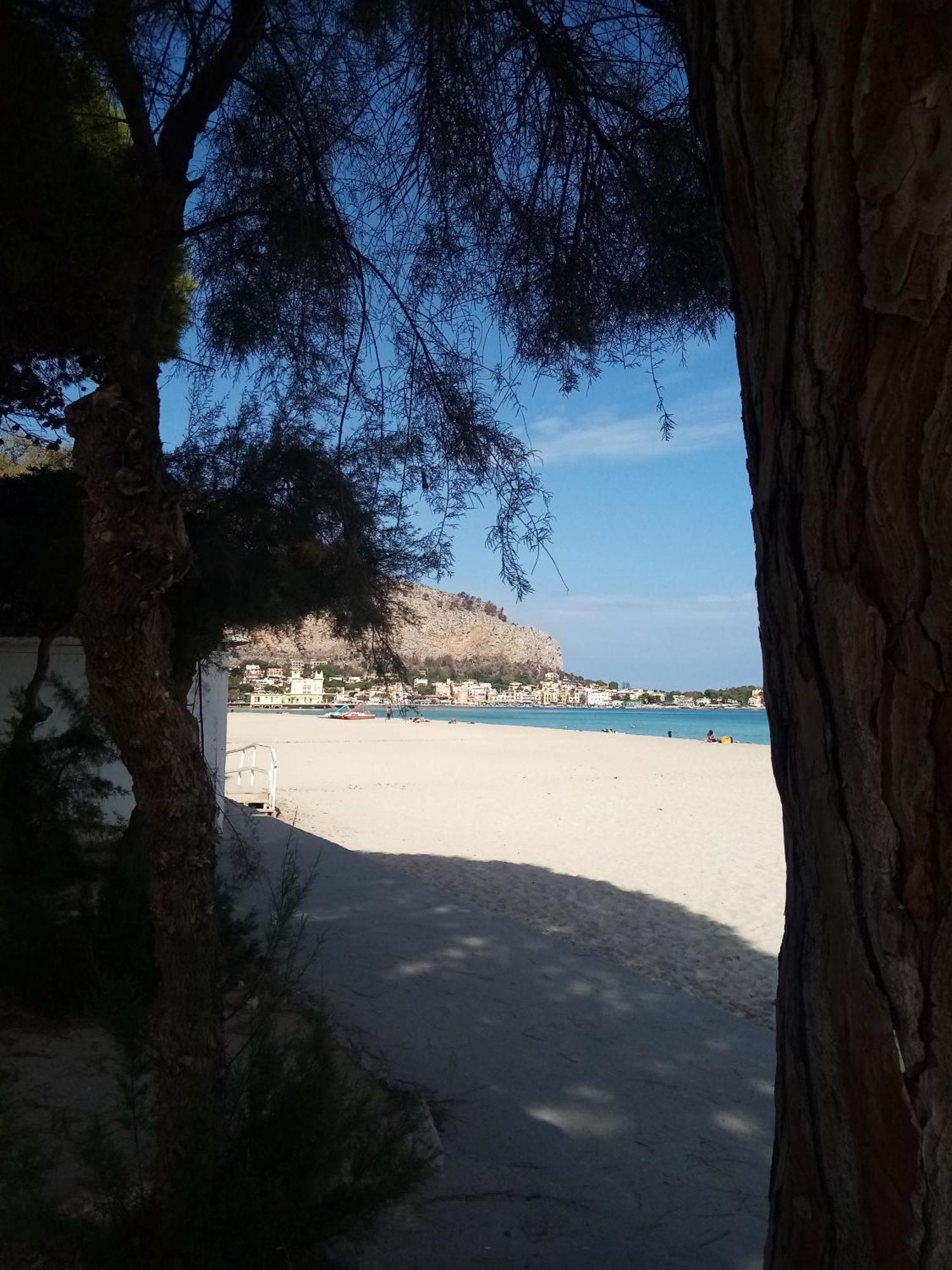Casa Rosamarina Apartment Mondello Bagian luar foto